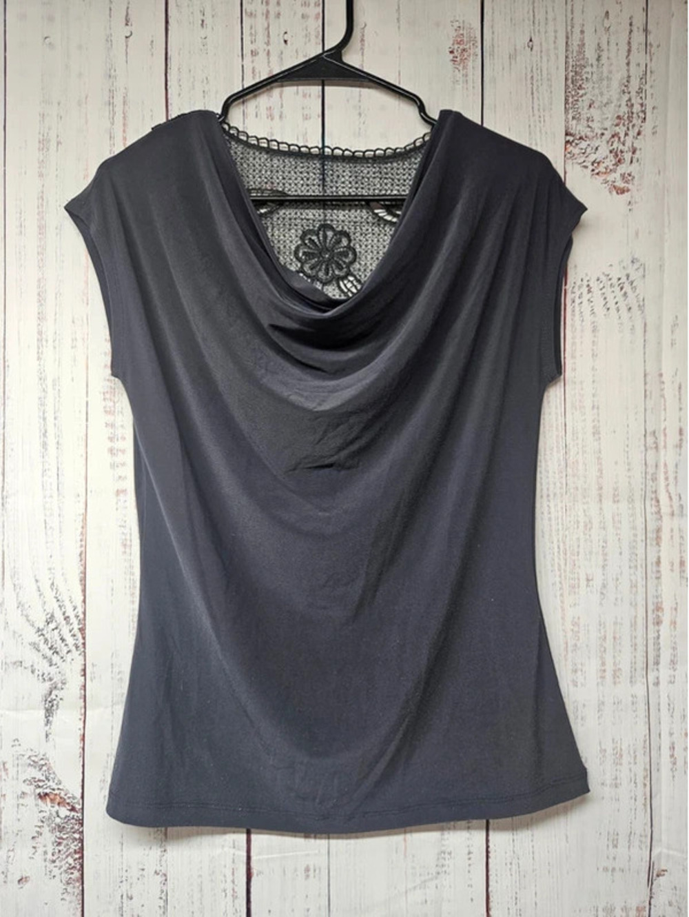 Suzie in the City Womens M Black Cowl Neck Top Floral Lace Back Short Sleeve